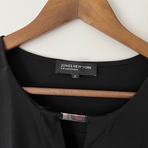 JONES NEW YORK COLLECTION Sleeveless Blouse - Picture 2 of 3